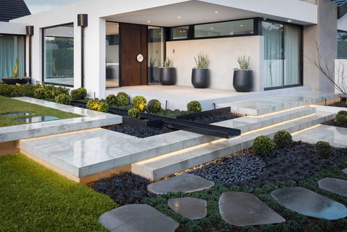 現(xiàn)代庭院設(shè)計(jì),處處呈現(xiàn) 高級(jí)感 ,每一個(gè)都市人的理想休閑場(chǎng)所